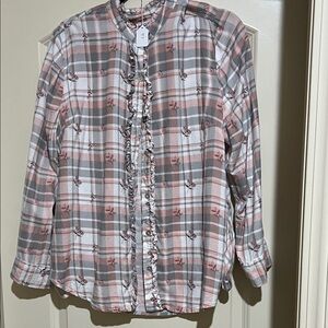 Charming women’s Large  Button Down Shirt with Ruffles